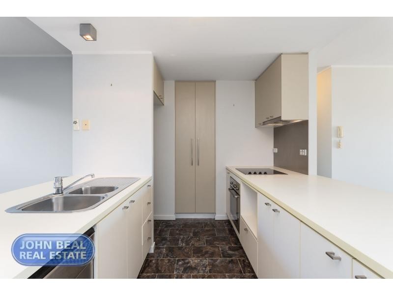 204/25 Dix Street, Redcliffe QLD 4020