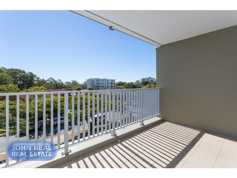 204/25 Dix Street, Redcliffe QLD 4020