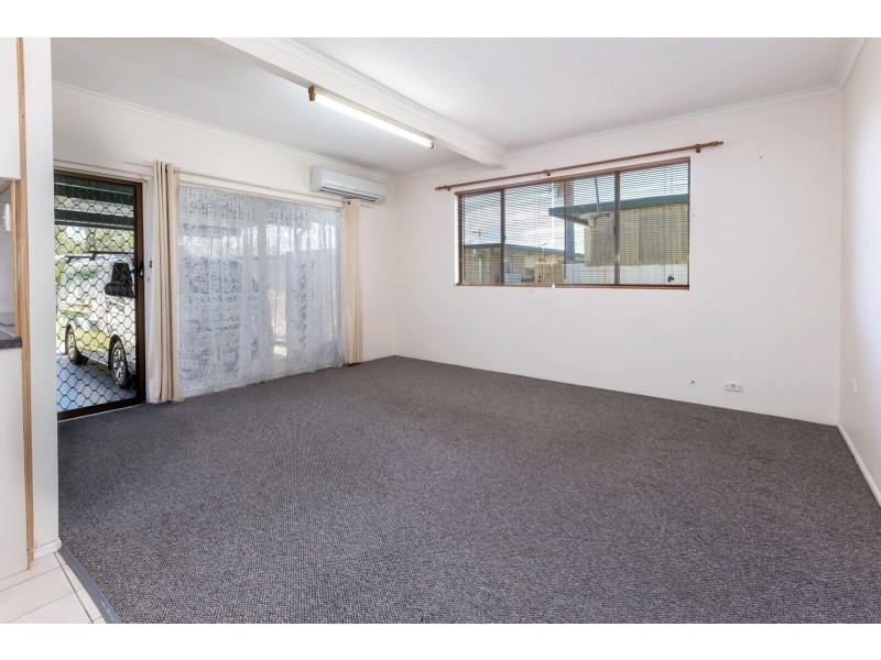 3/4 Longland Street, Redcliffe QLD 4020