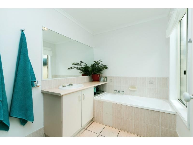 46 Garney Street, Redcliffe QLD 4020