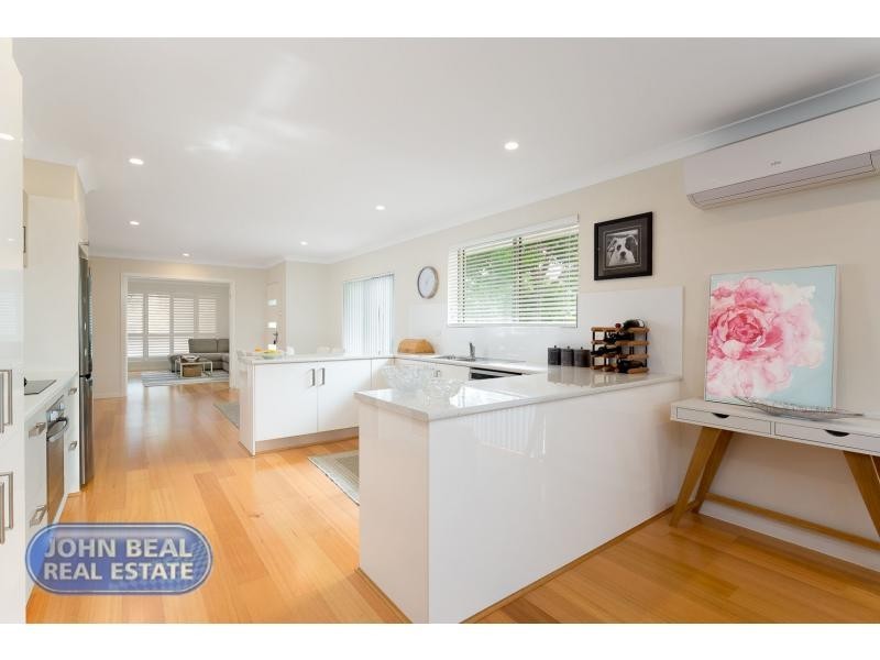 24 Stratford Street, Kippa-ring QLD 4021