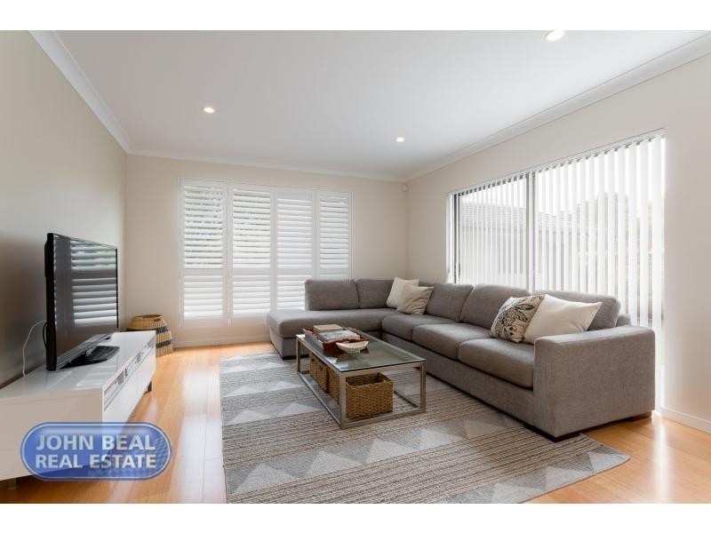 24 Stratford Street, Kippa-ring QLD 4021