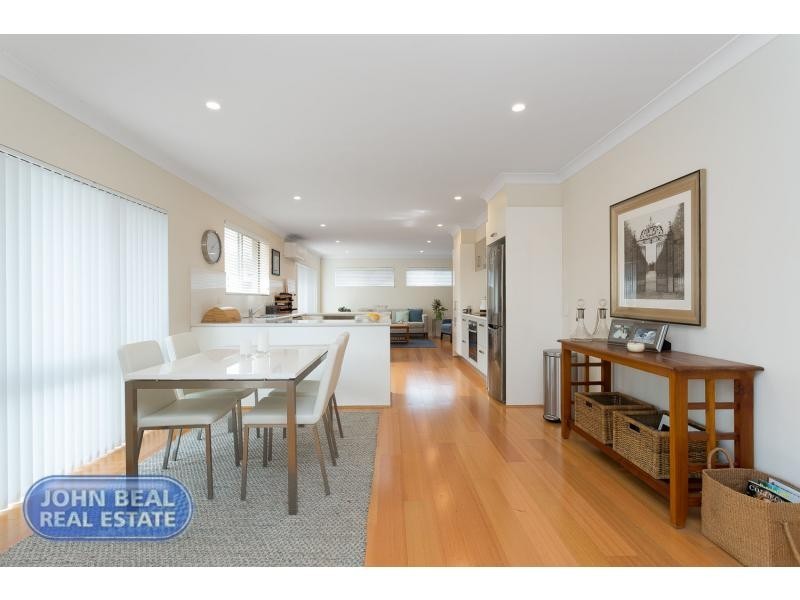 24 Stratford Street, Kippa-ring QLD 4021