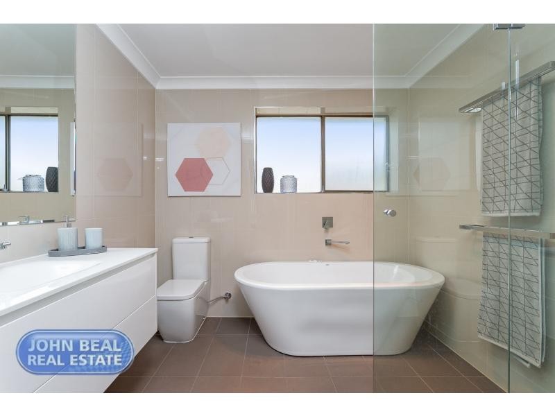 24 Stratford Street, Kippa-ring QLD 4021