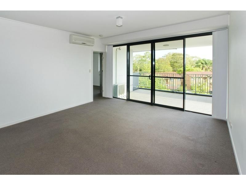 202/25 Dix Street, Redcliffe QLD 4020