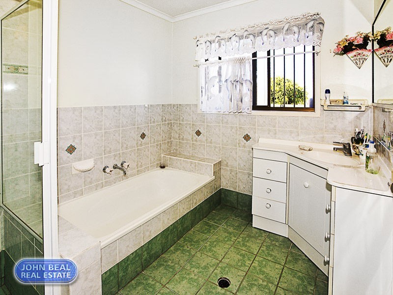 12 Nichols Road, Kippa-ring QLD 4021