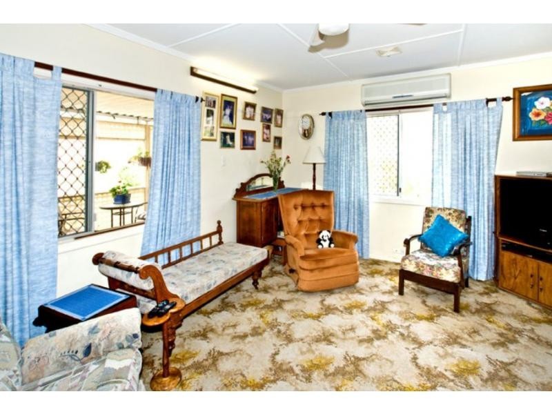 217 Scarborough Road, Scarborough QLD 4020