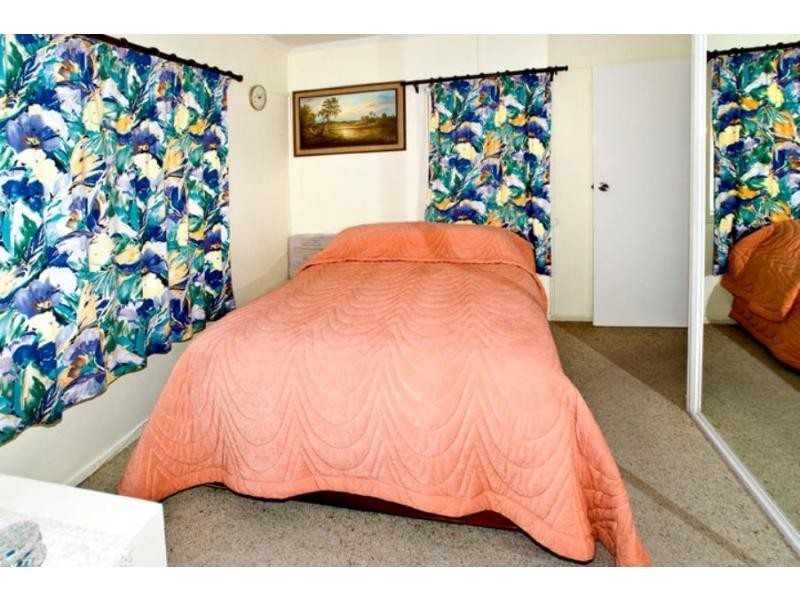 217 Scarborough Road, Scarborough QLD 4020