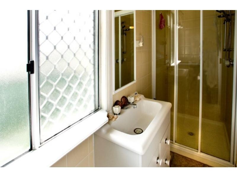 217 Scarborough Road, Scarborough QLD 4020