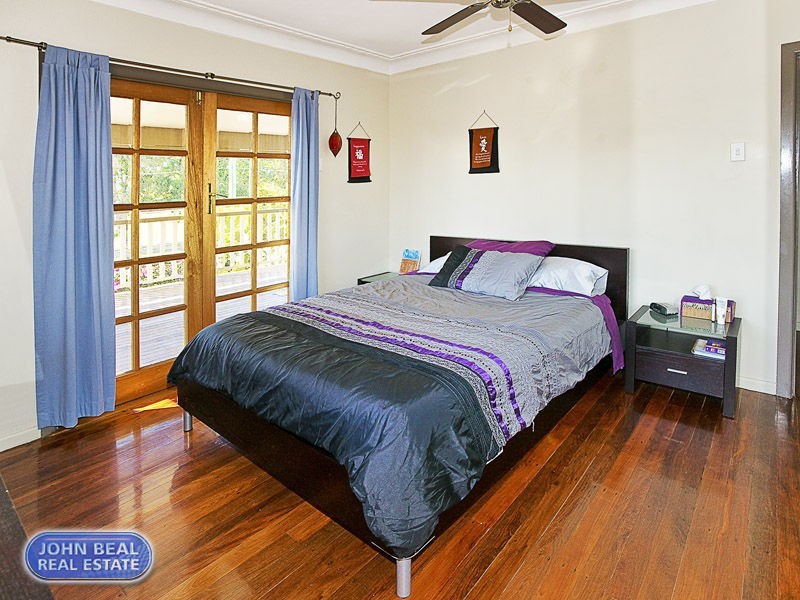 21 Scarborough Road, Redcliffe QLD 4020