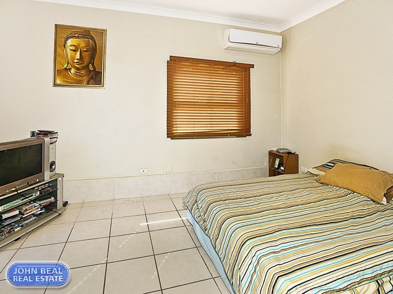 21 Scarborough Road, Redcliffe QLD 4020