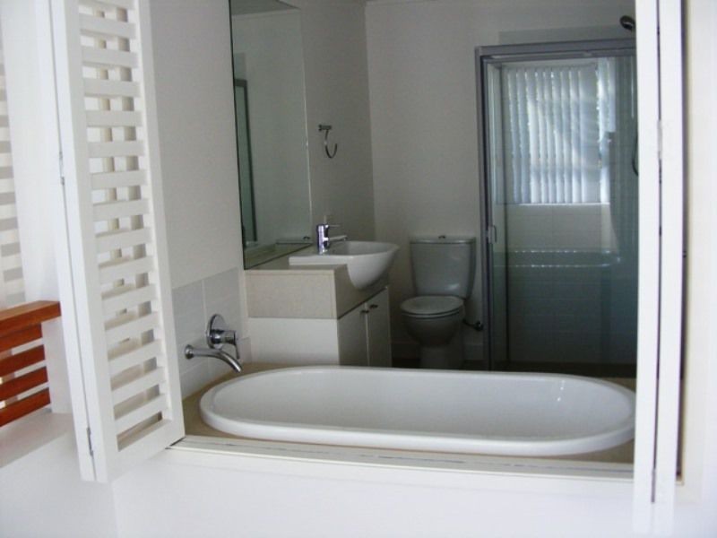 104/25 Dix Street, Redcliffe QLD 4020