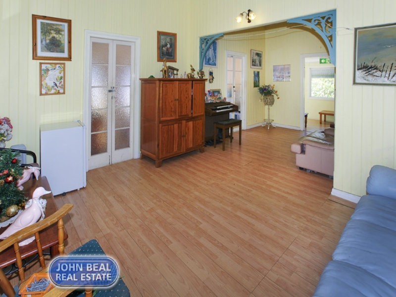 26 Alfred Street, Woody Point QLD 4019