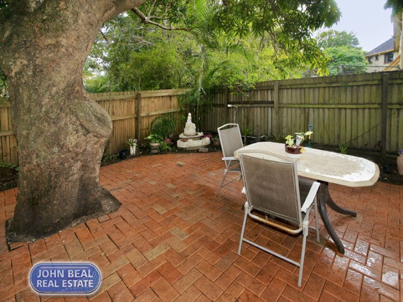 26 Alfred Street, Woody Point QLD 4019