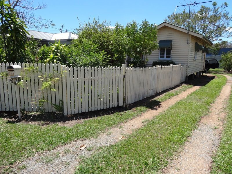 1203 Anzac Avenue, Kallangur QLD 4503