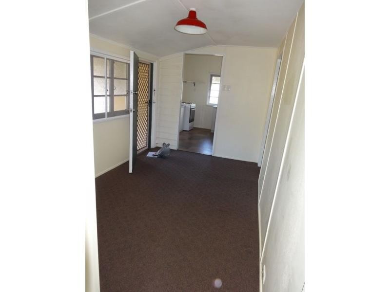 1203 Anzac Avenue, Kallangur QLD 4503