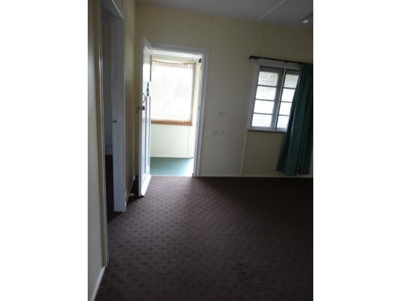 1203 Anzac Avenue, Kallangur QLD 4503