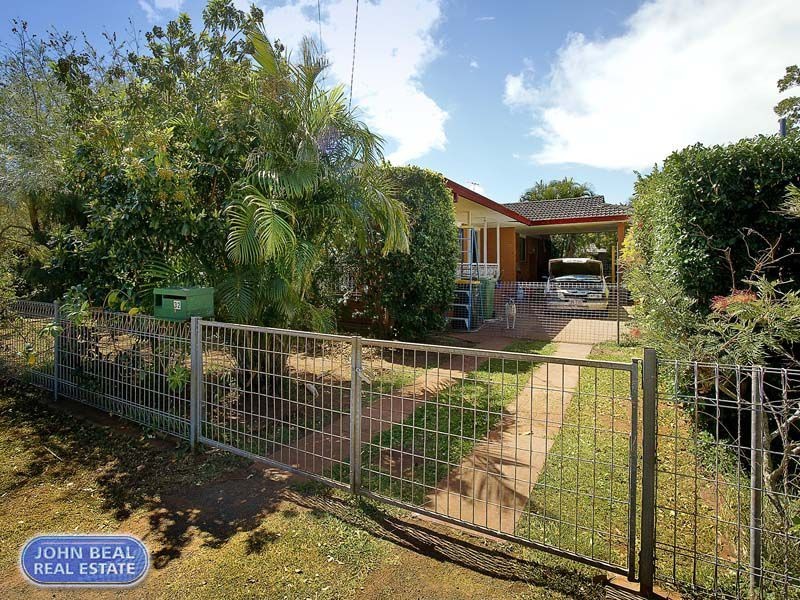 32 Dunns Terrace, Scarborough QLD 4020