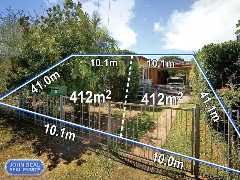 32 Dunns Terrace, Scarborough QLD 4020