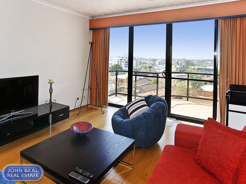 10/81 Marine Parade, Redcliffe QLD 4020