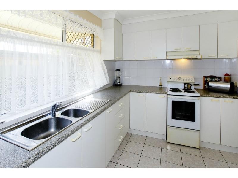 3/7 Tramore Street, Margate QLD 4019