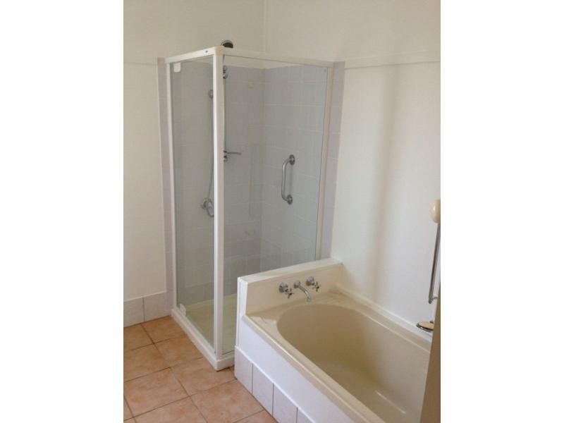 594 Oxley Avenue, Scarborough QLD 4020