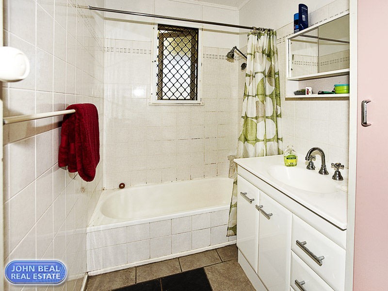 10 Savannah Street, Redcliffe QLD 4020