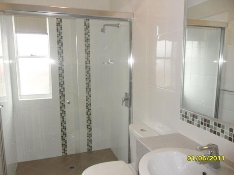 4/26 Sydney Street, Redcliffe QLD 4020