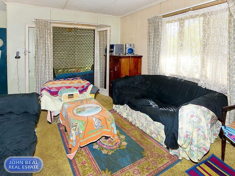 11 Robertson Avenue, Margate QLD 4019