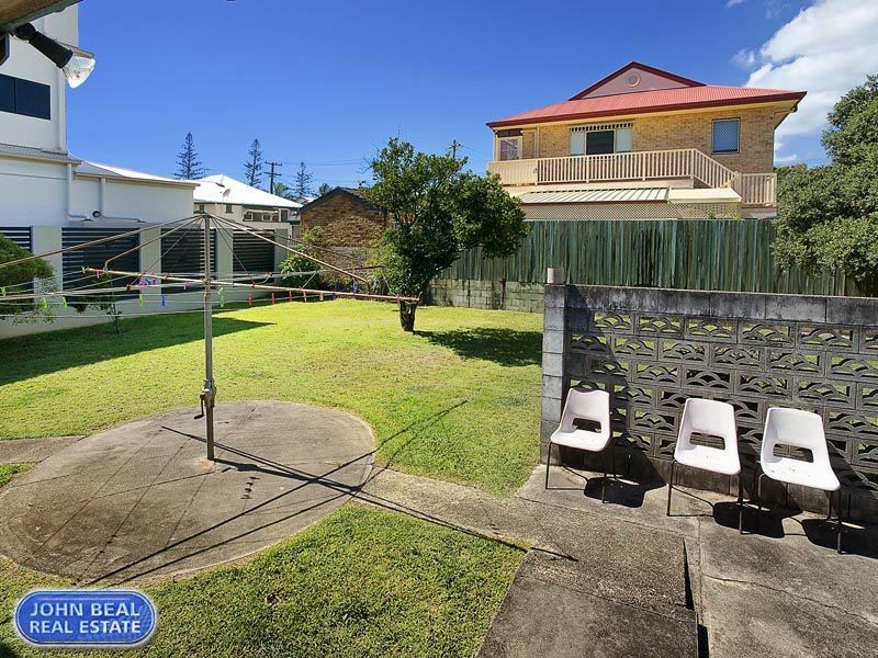 11 Robertson Avenue, Margate QLD 4019