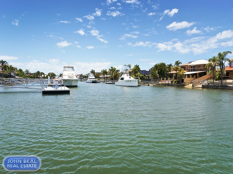 30 Resolute Court, Newport QLD 4020