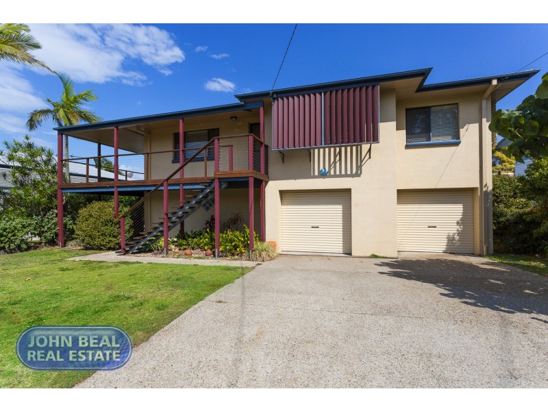 33 Langdon Ave, Margate QLD 4019