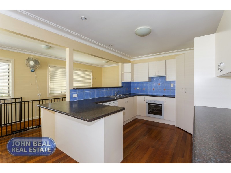 33 Langdon Ave, Margate QLD 4019