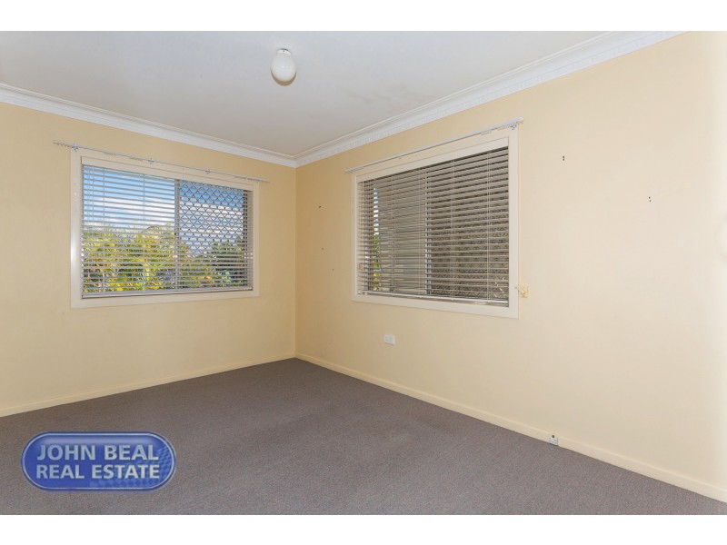 33 Langdon Ave, Margate QLD 4019