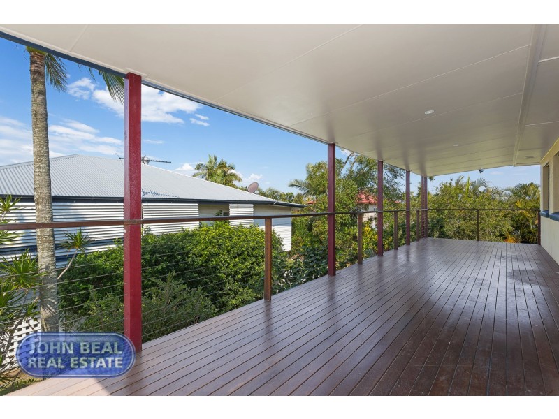 33 Langdon Ave, Margate QLD 4019