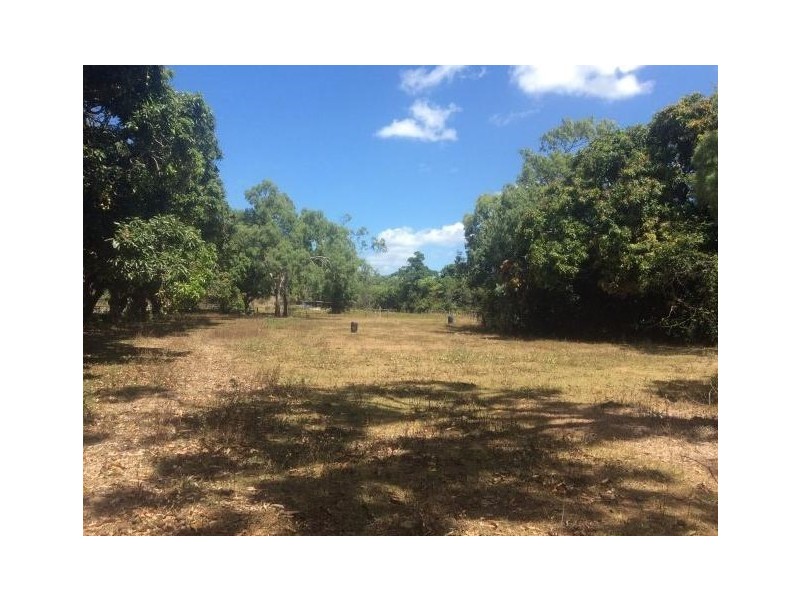 7 Racecourse Rd, Cooktown QLD 4895