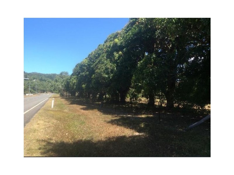 7 Racecourse Rd, Cooktown QLD 4895