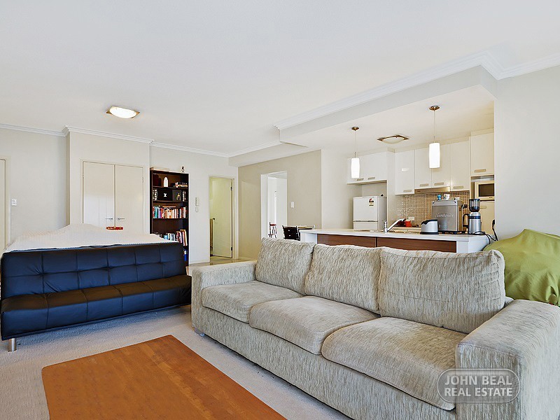 3/3 Sydney St, Redcliffe QLD 4020