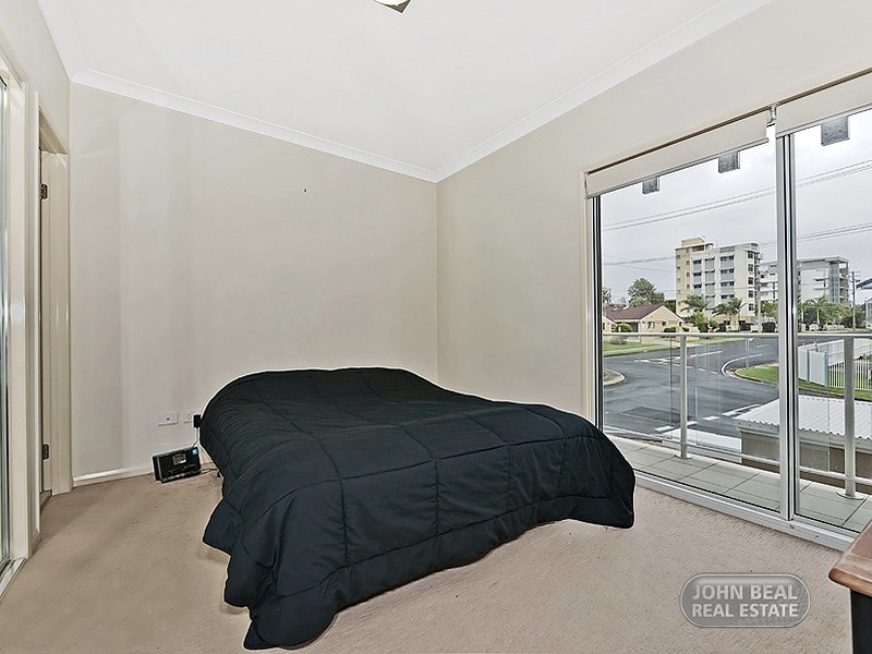 3/3 Sydney St, Redcliffe QLD 4020