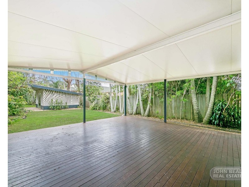 35 Annie St, Woody Point QLD 4019