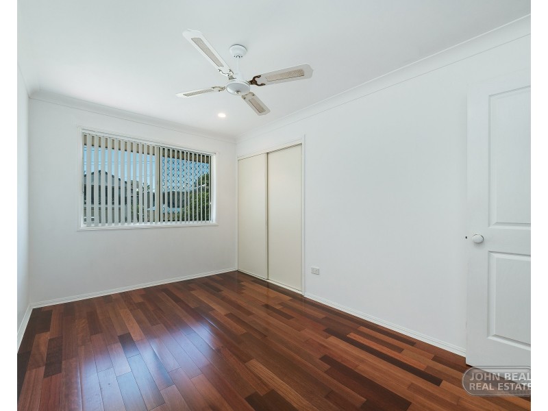 4/4 Margaret St, Scarborough QLD 4020