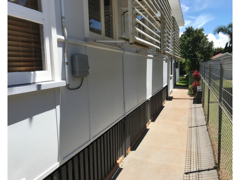 30 Queen St, Scarborough QLD 4020