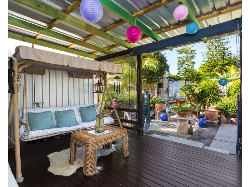 202 Scarborough Rd, Scarborough QLD 4020