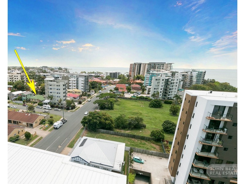 4 Louis St, Redcliffe QLD 4020