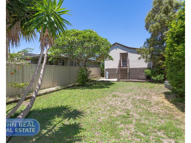 33 McAneny Street, Redcliffe QLD 4020