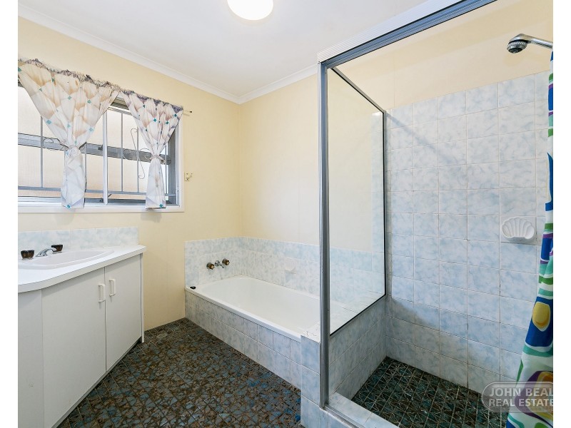 19 Thomas St, Clontarf QLD 4019