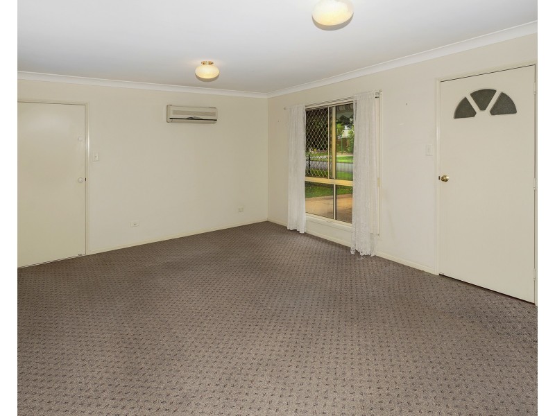 27 Ewan St, Margate QLD 4019