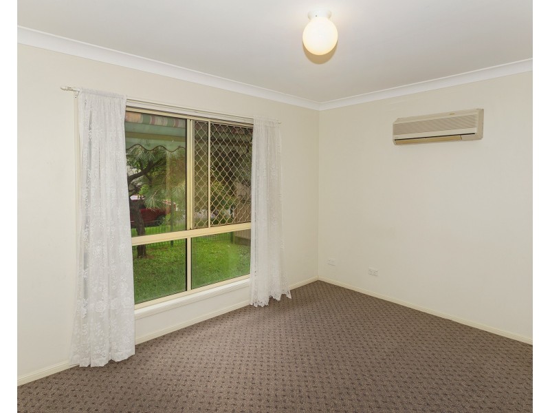 27 Ewan St, Margate QLD 4019