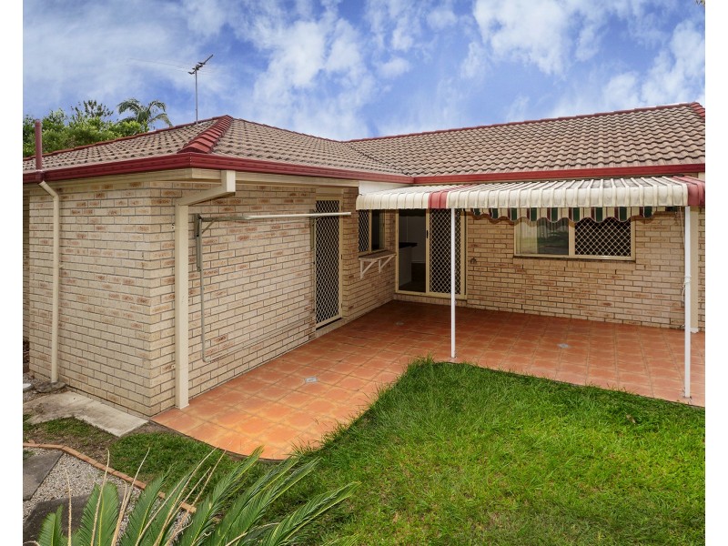 27 Ewan St, Margate QLD 4019