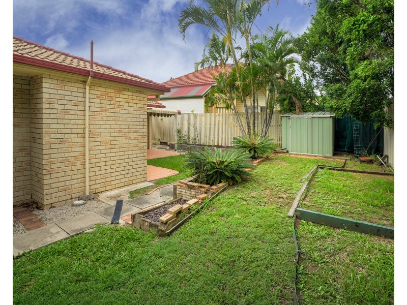 27 Ewan St, Margate QLD 4019